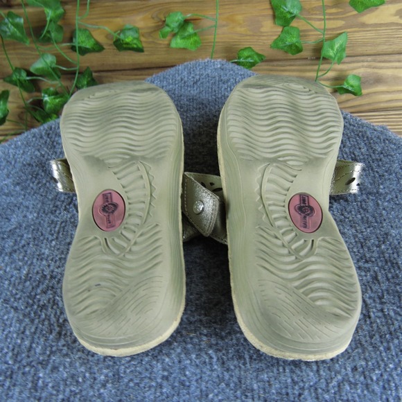 Earth Spirit Women  Slide Gold Leather Sz 8.5 Medium Gently‎ Used 2025 - Picture 5 of 6